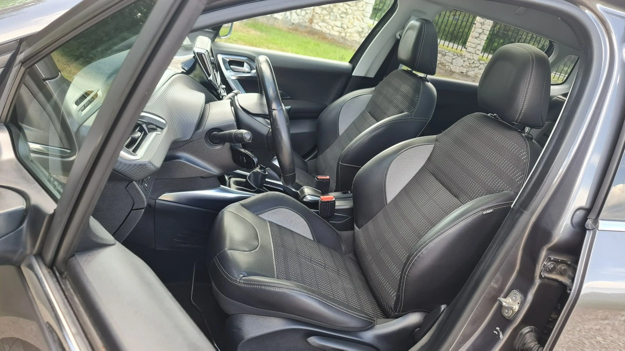 Peugeot 2008 - Zdjęcie 5
