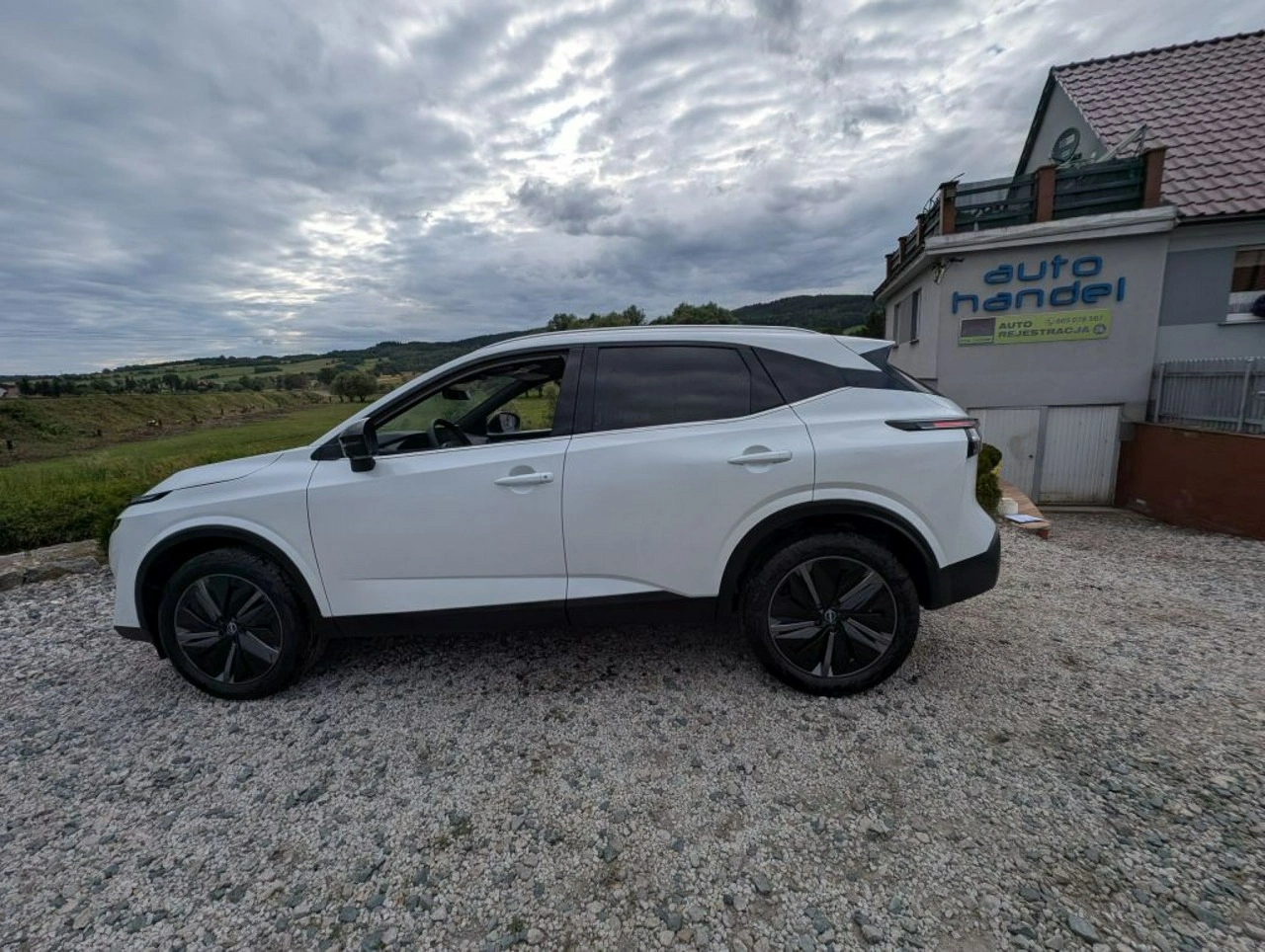 Nissan Qashqai - Zdjęcie 10