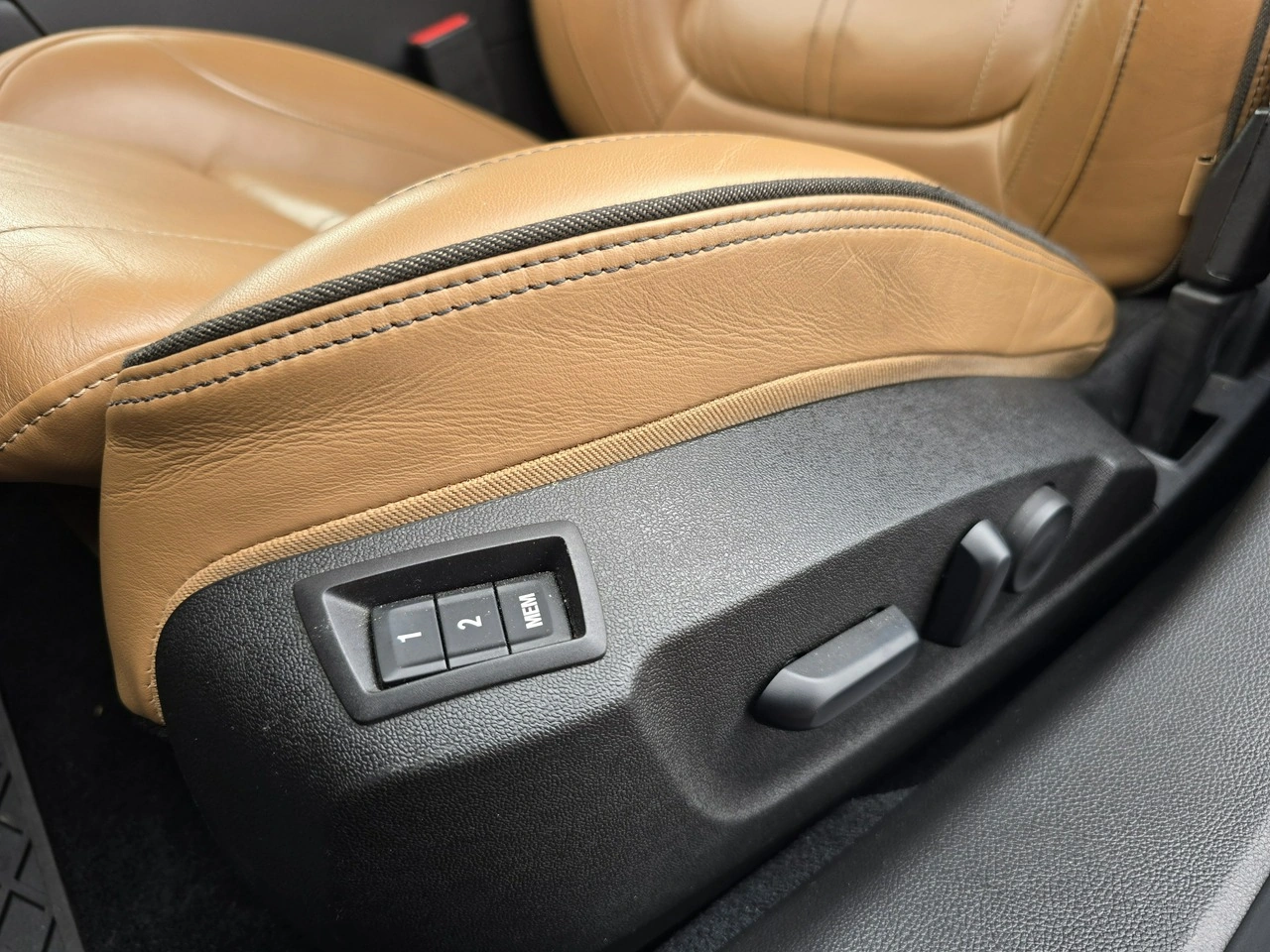 Opel Insignia - Zdjęcie 16