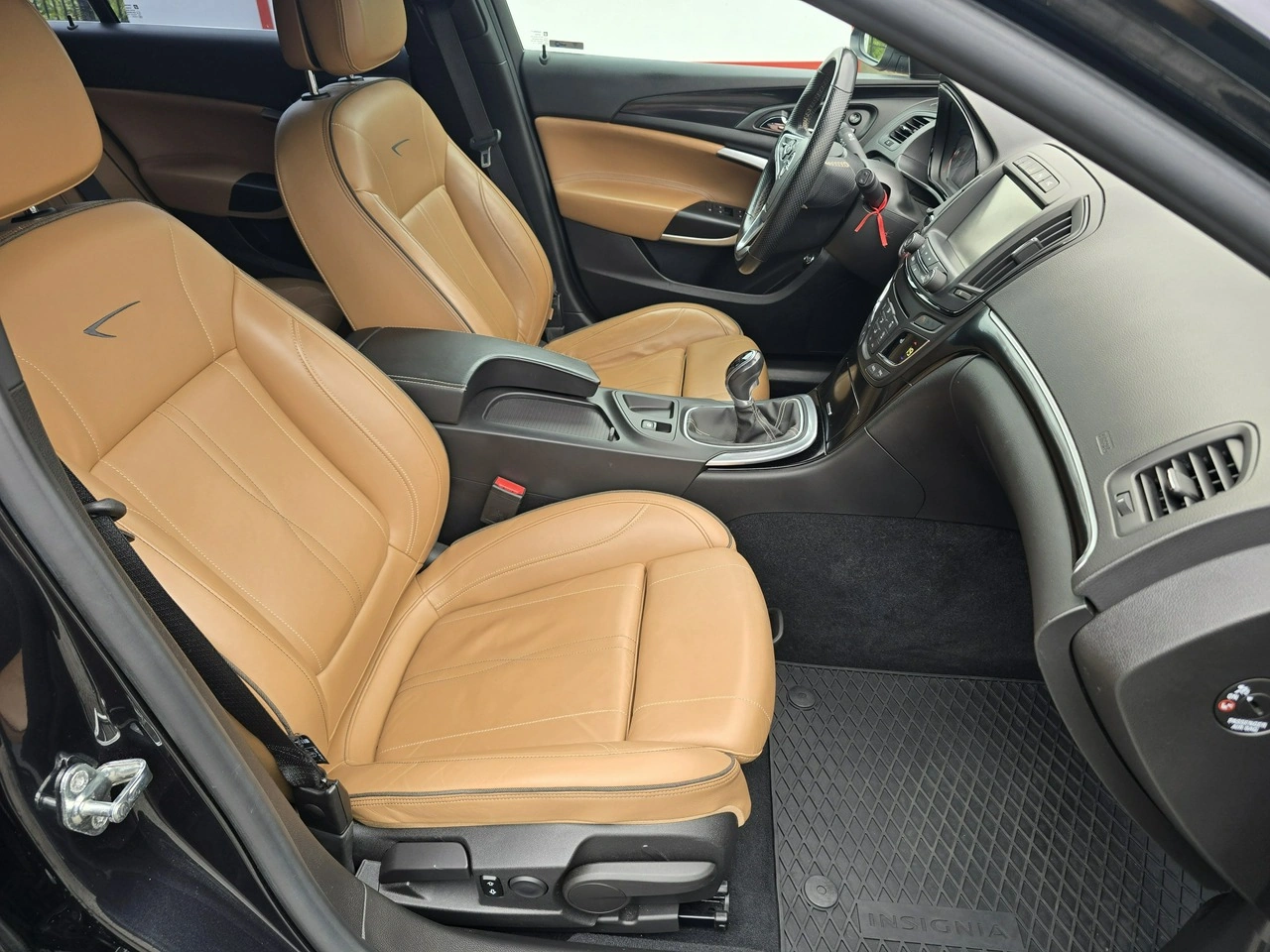 Opel Insignia - Zdjęcie 22