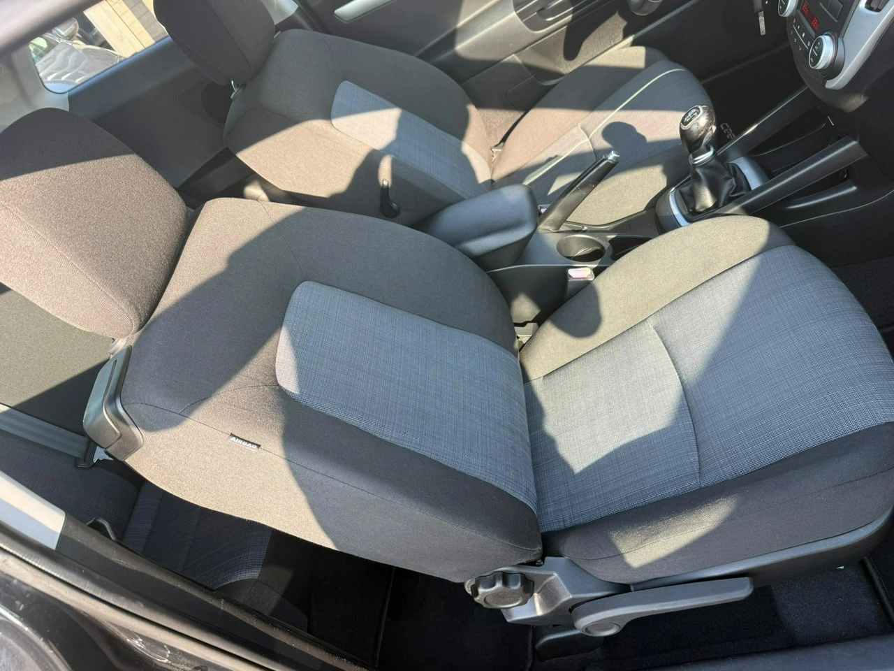 Kia Ceed - Zdjęcie 16