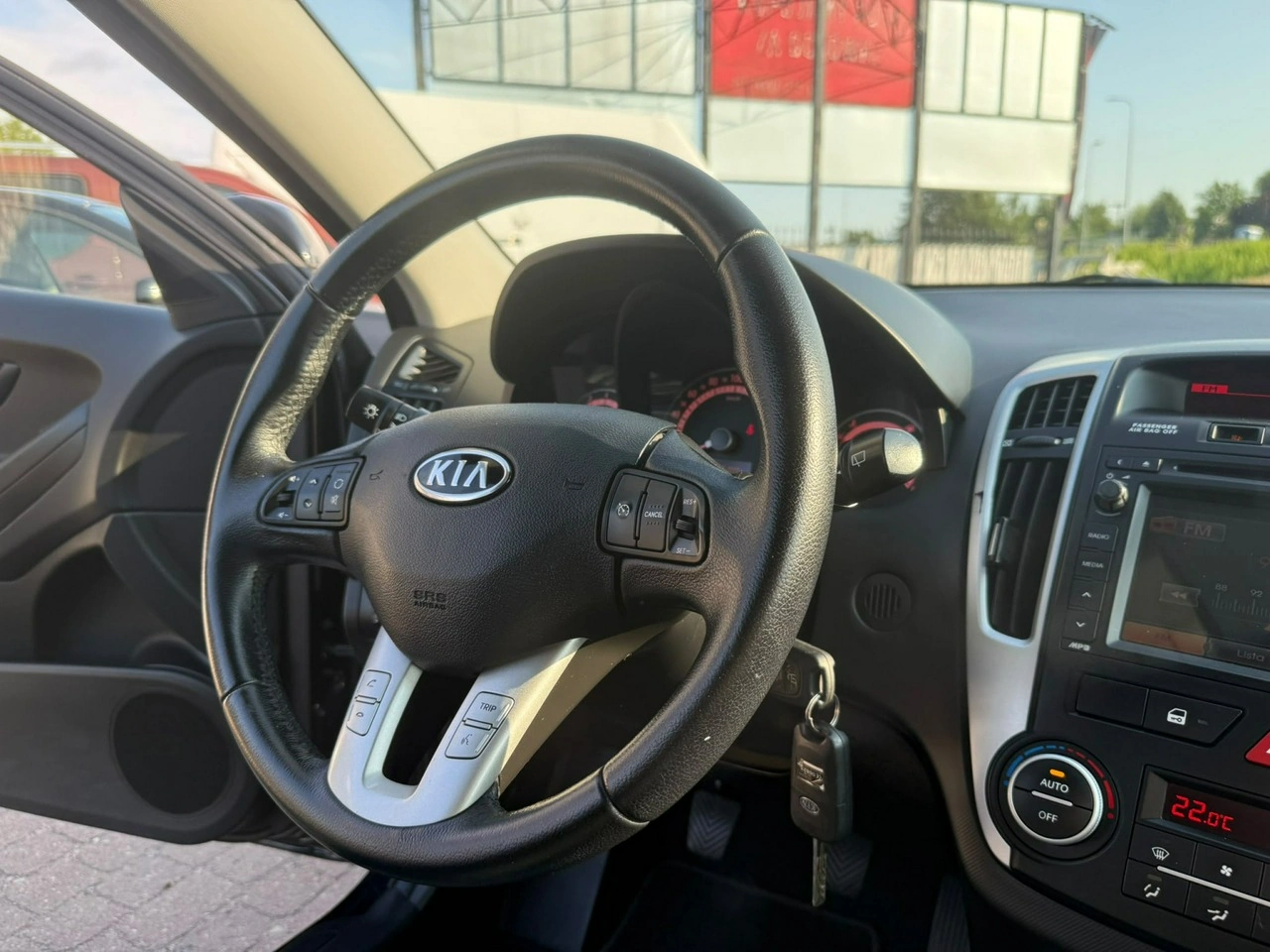 Kia Ceed - Zdjęcie 24