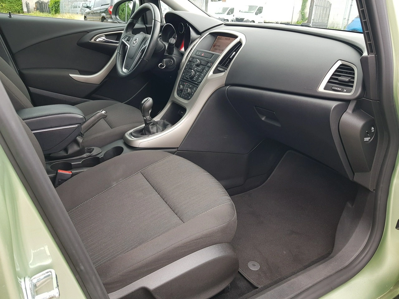 Opel Astra - Zdjęcie 15