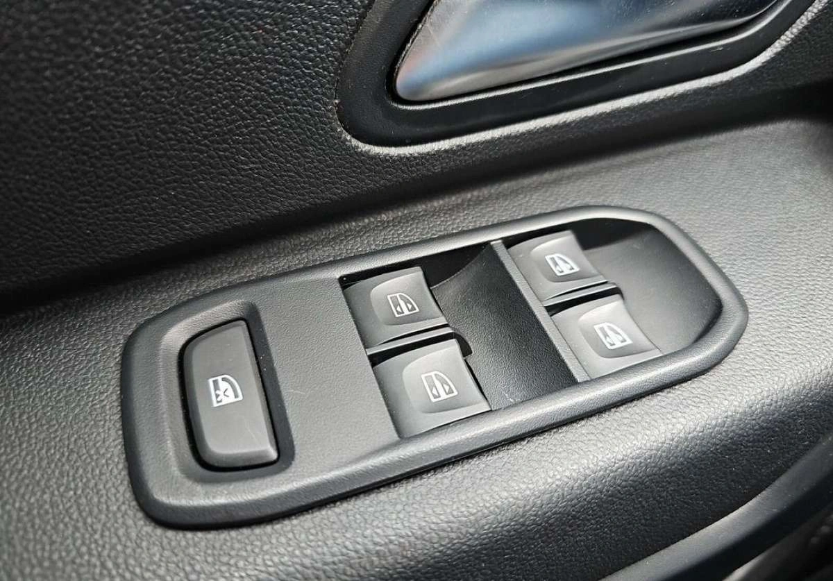 Dacia Duster - Zdjęcie 20