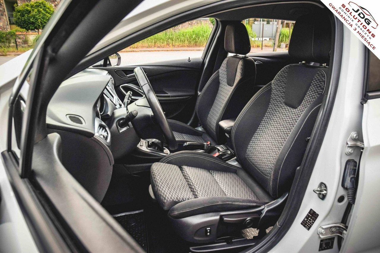 Opel Astra - Zdjęcie 14