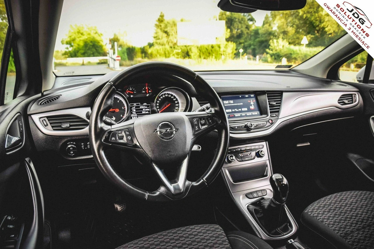 Opel Astra - Zdjęcie 18