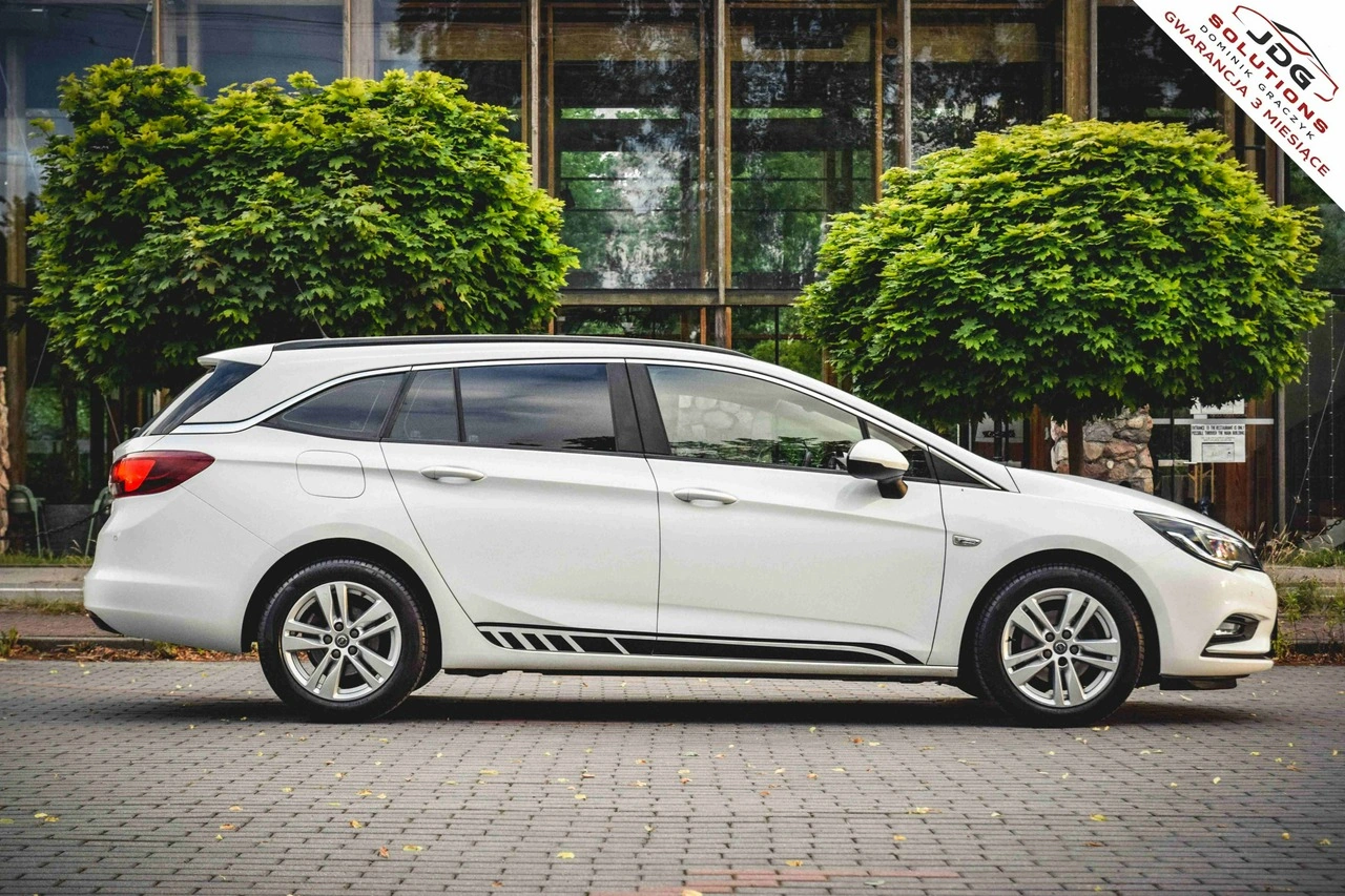 Opel Astra - Zdjęcie 4