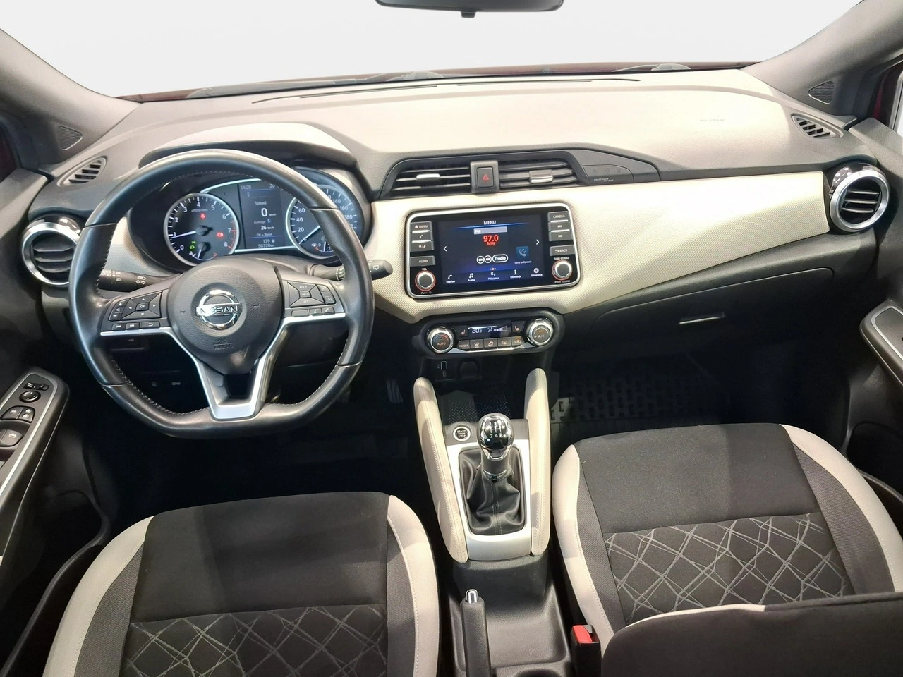 Nissan Micra - Zdjęcie 11