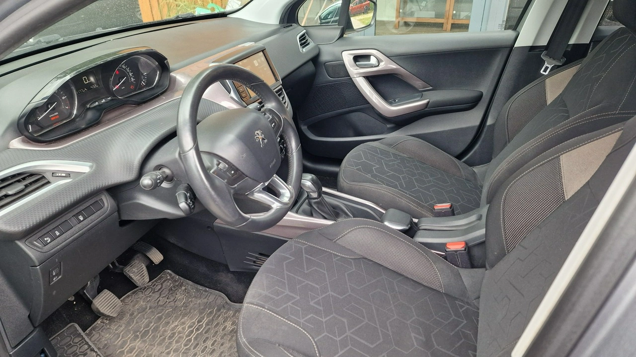 Peugeot 2008 - Zdjęcie 10