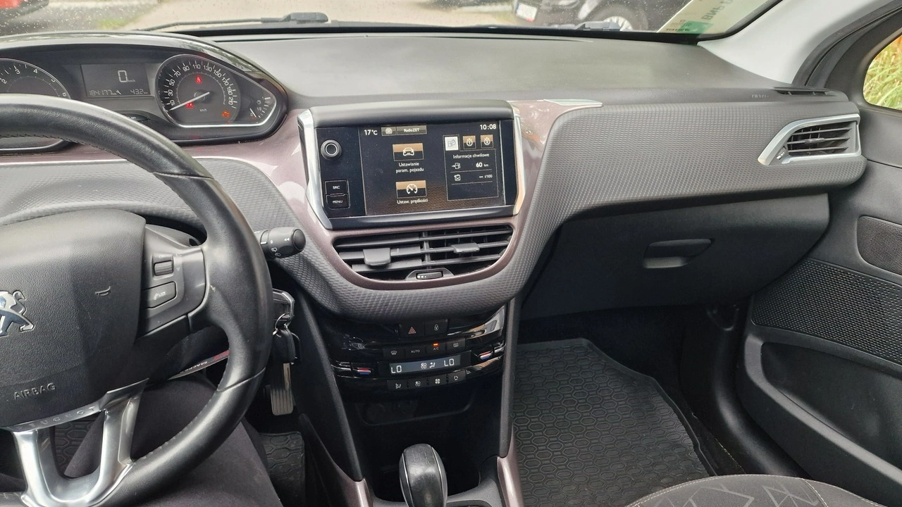 Peugeot 2008 - Zdjęcie 12