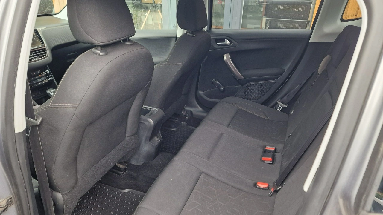 Peugeot 2008 - Zdjęcie 15