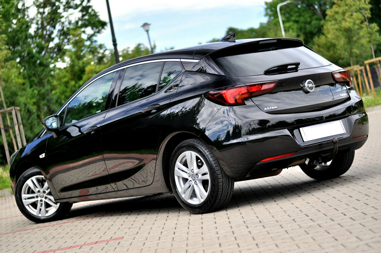 Opel Astra - Zdjęcie 2