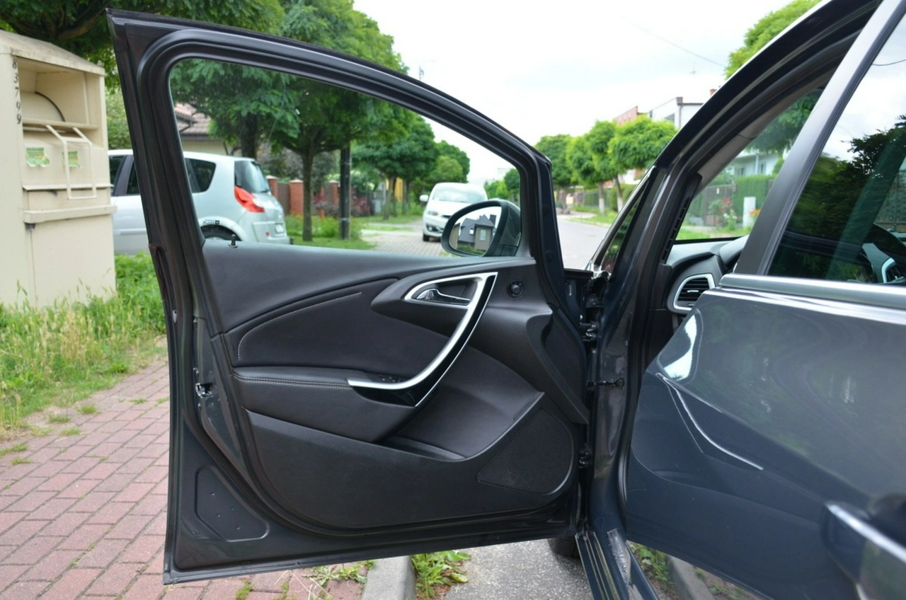 Opel Astra - Zdjęcie 17