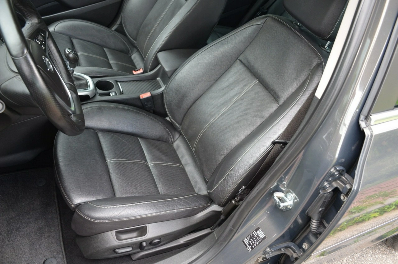 Opel Astra - Zdjęcie 22