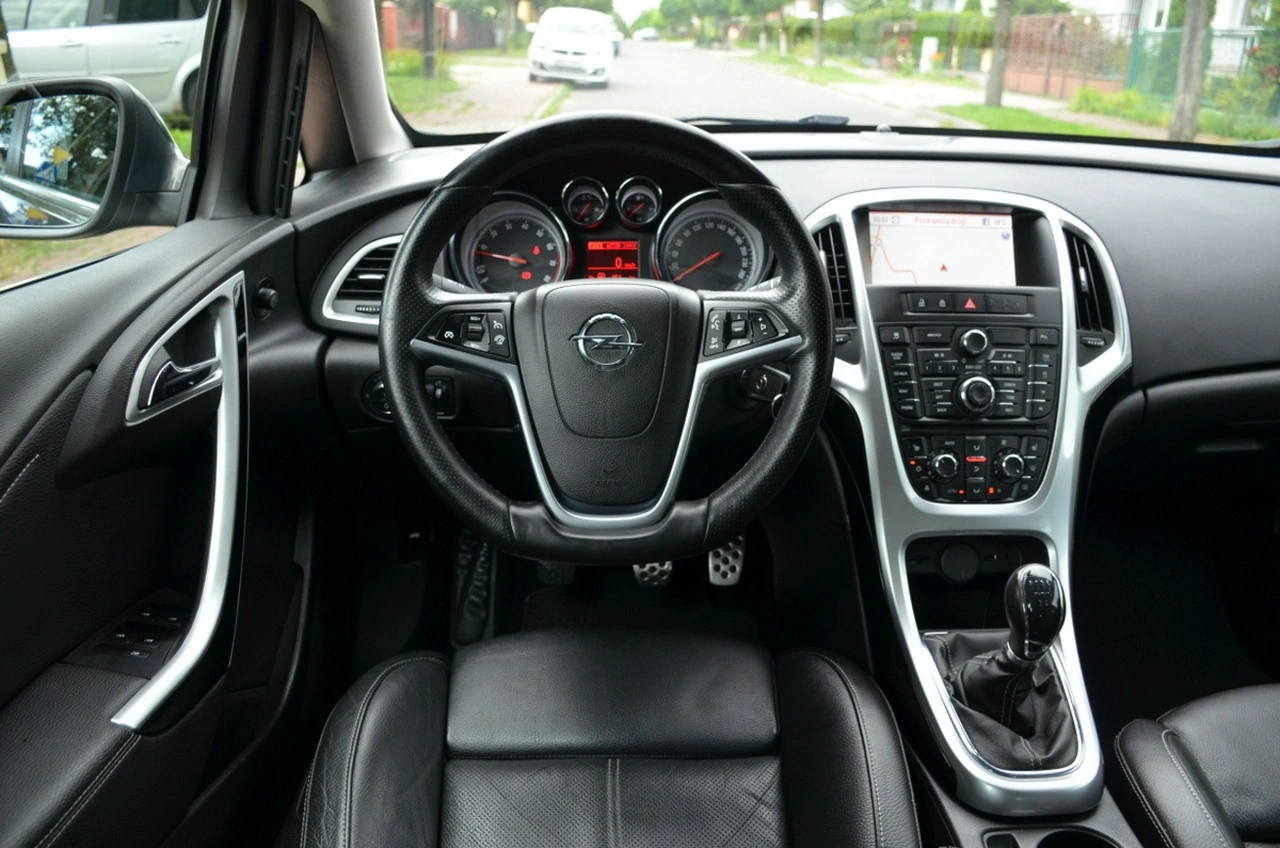 Opel Astra - Zdjęcie 26