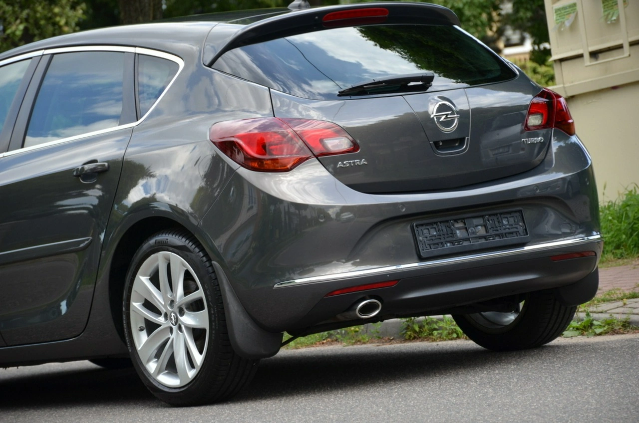 Opel Astra - Zdjęcie 6
