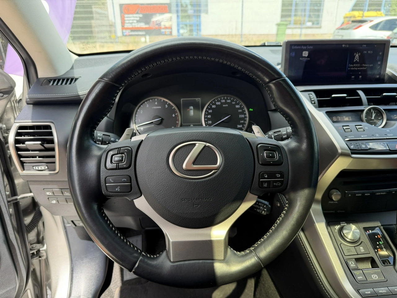 Lexus NX - Zdjęcie 13
