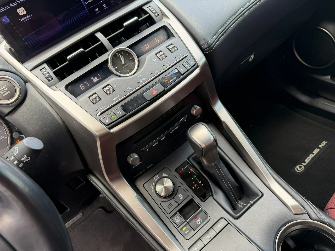 Lexus NX - Zdjęcie 18