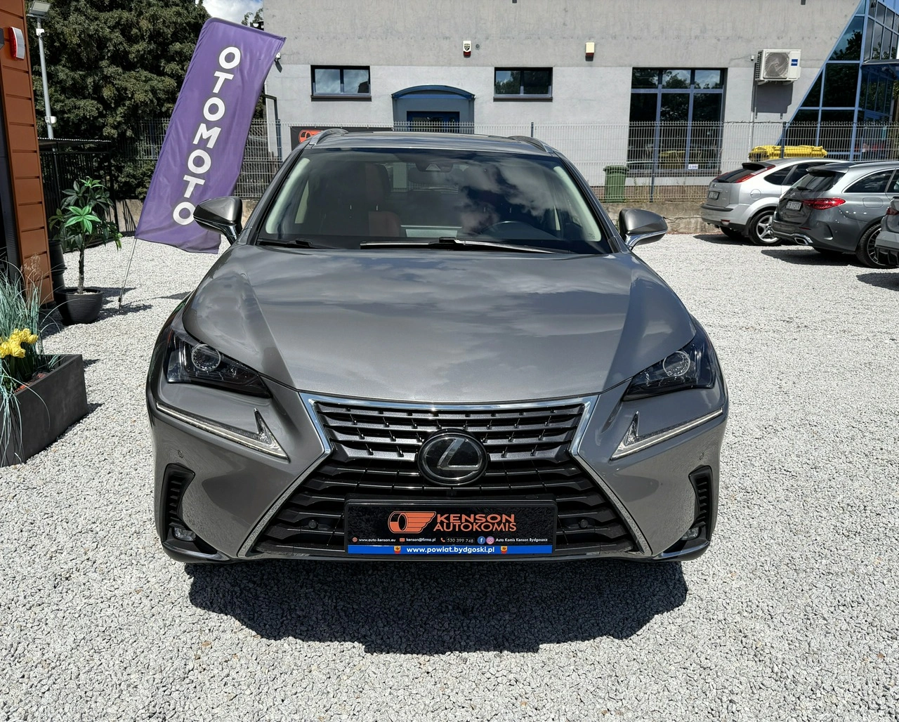 Lexus NX - Zdjęcie 33