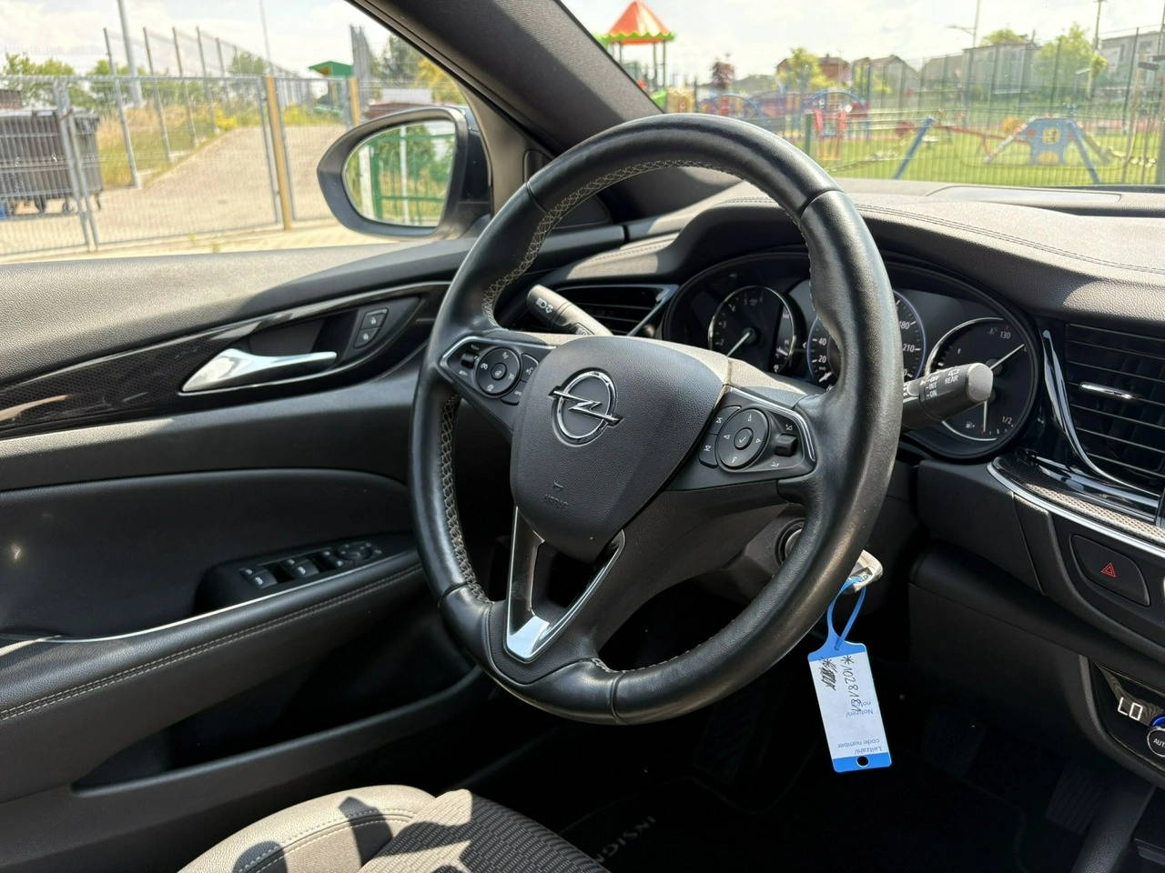 Opel Insignia - Zdjęcie 13