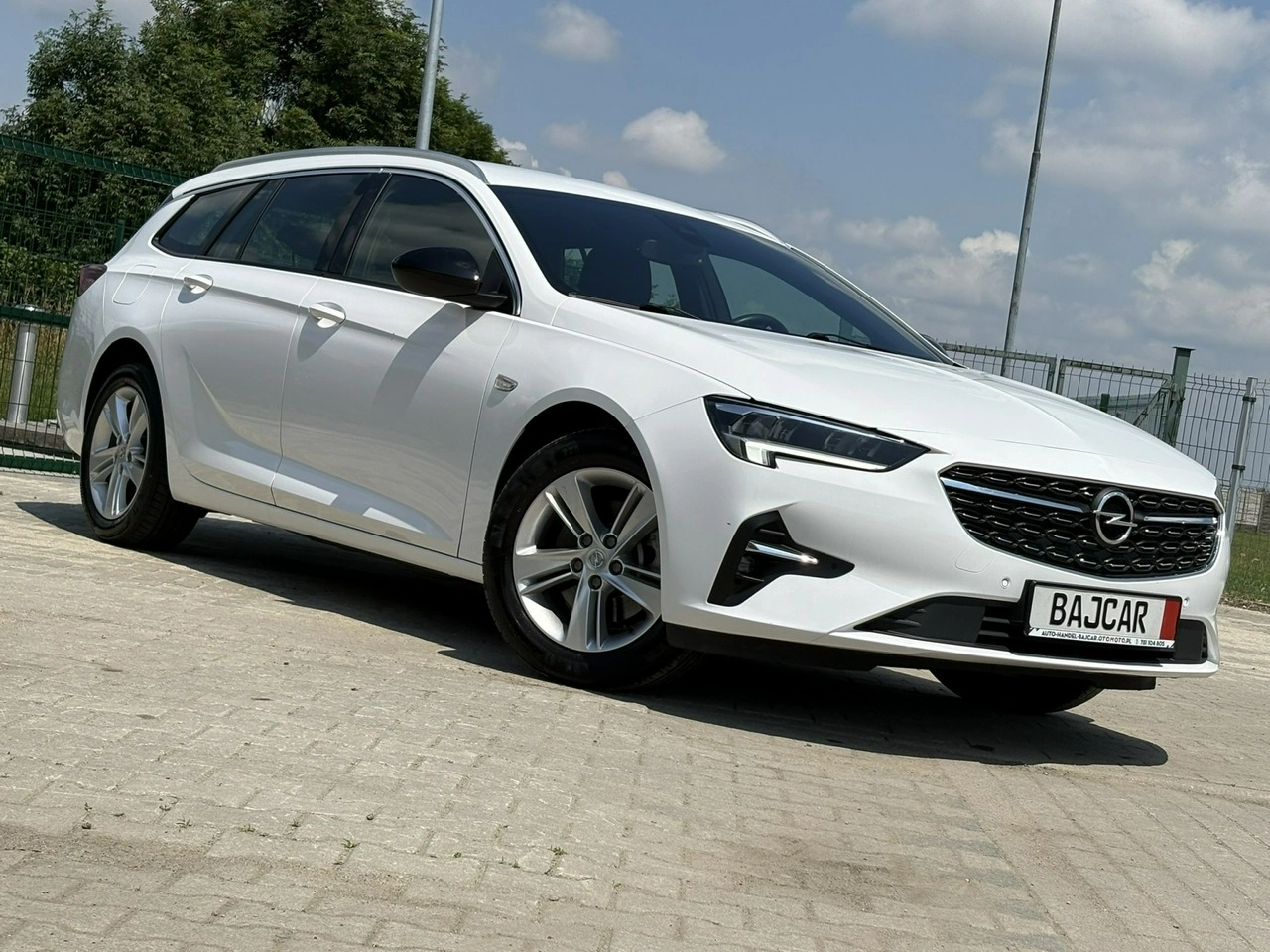 Opel Insignia - Zdjęcie 1