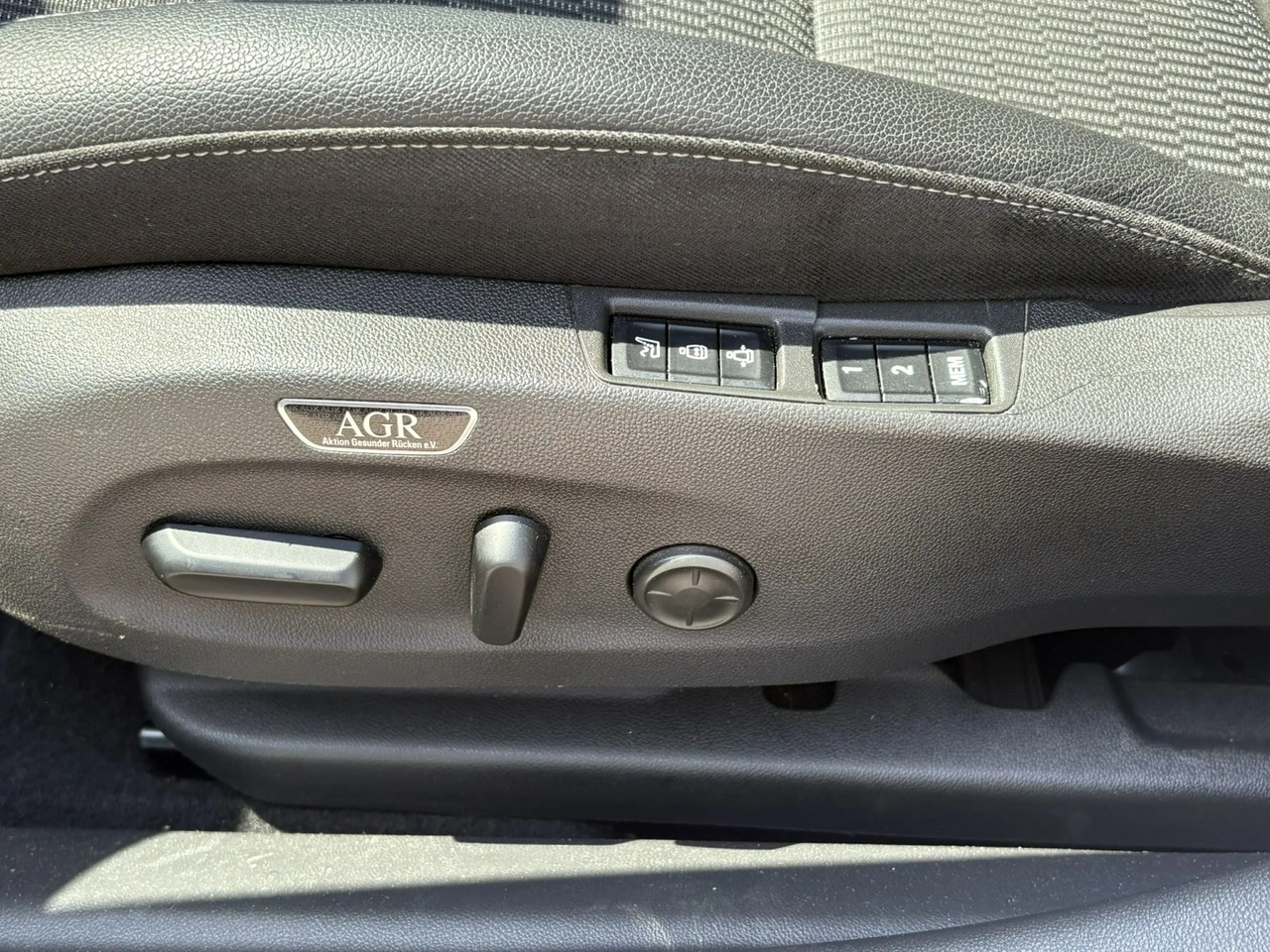Opel Insignia - Zdjęcie 20
