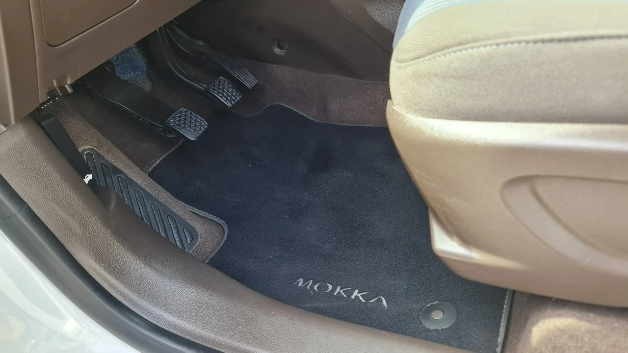 Opel Mokka - Zdjęcie 13