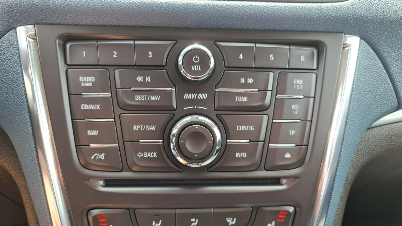 Opel Mokka - Zdjęcie 21