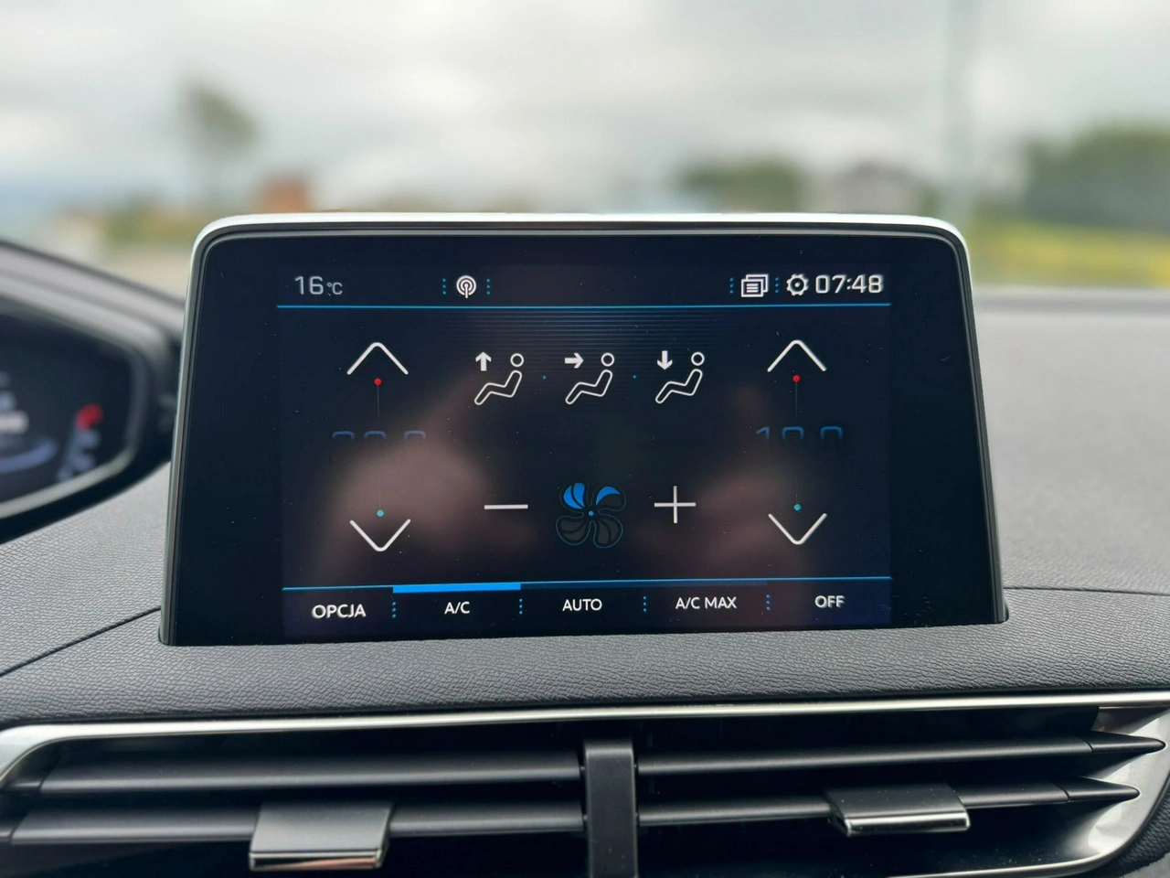 Peugeot 5008 - Zdjęcie 30