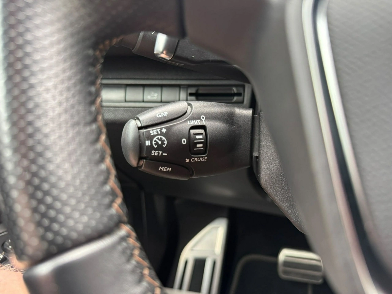 Peugeot 5008 - Zdjęcie 32
