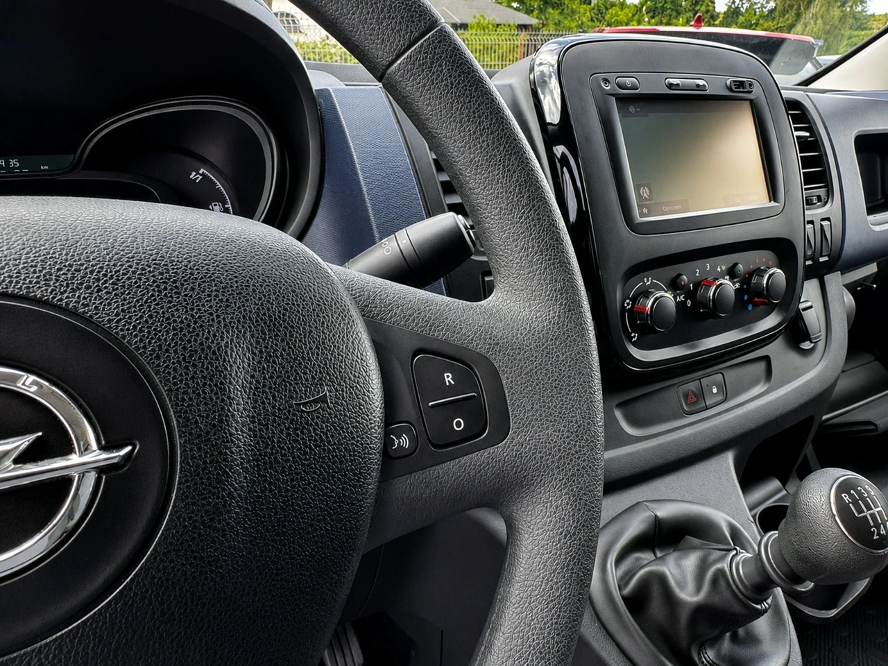 Opel Vivaro - Zdjęcie 9