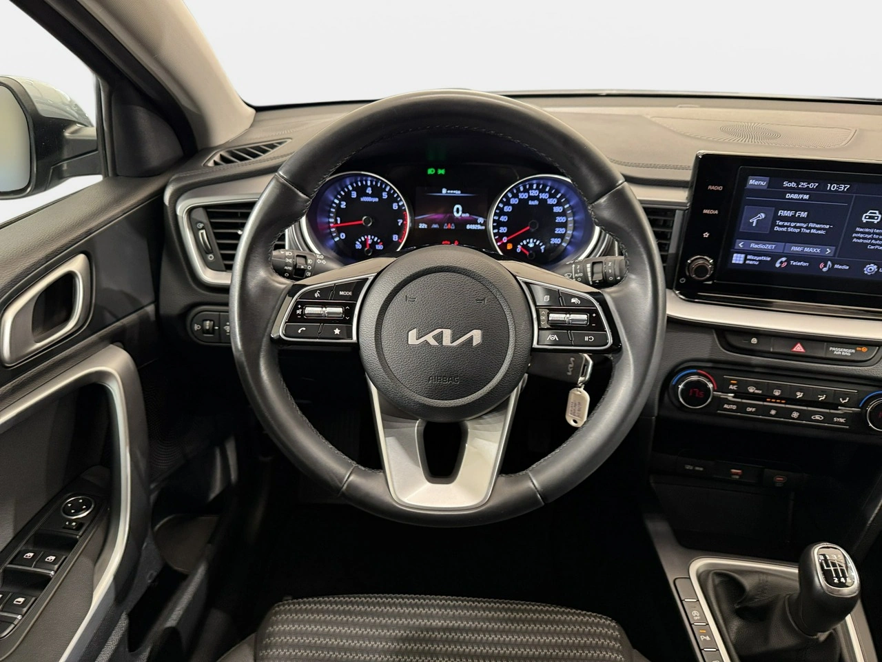 Kia Ceed - Zdjęcie 12