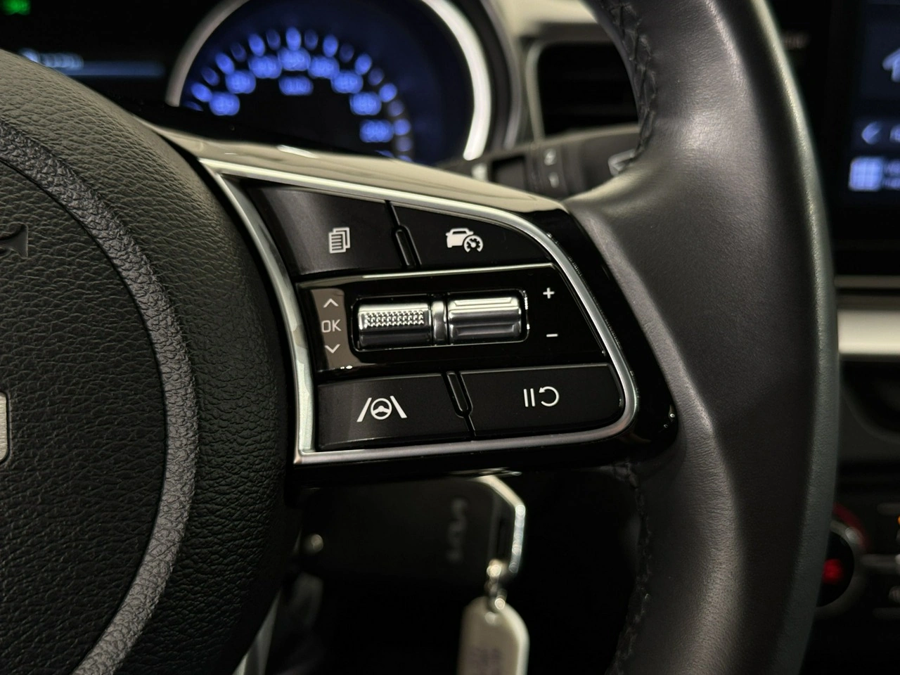 Kia Ceed - Zdjęcie 16