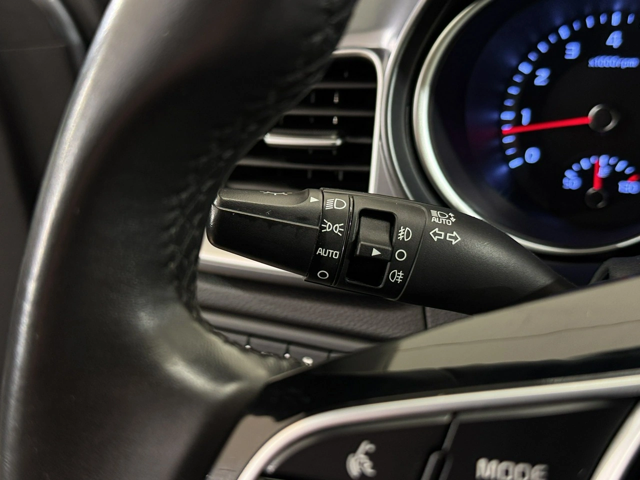 Kia Ceed - Zdjęcie 17