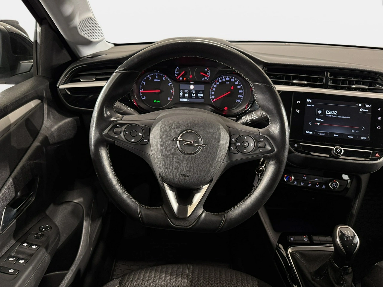 Opel Corsa - Zdjęcie 10