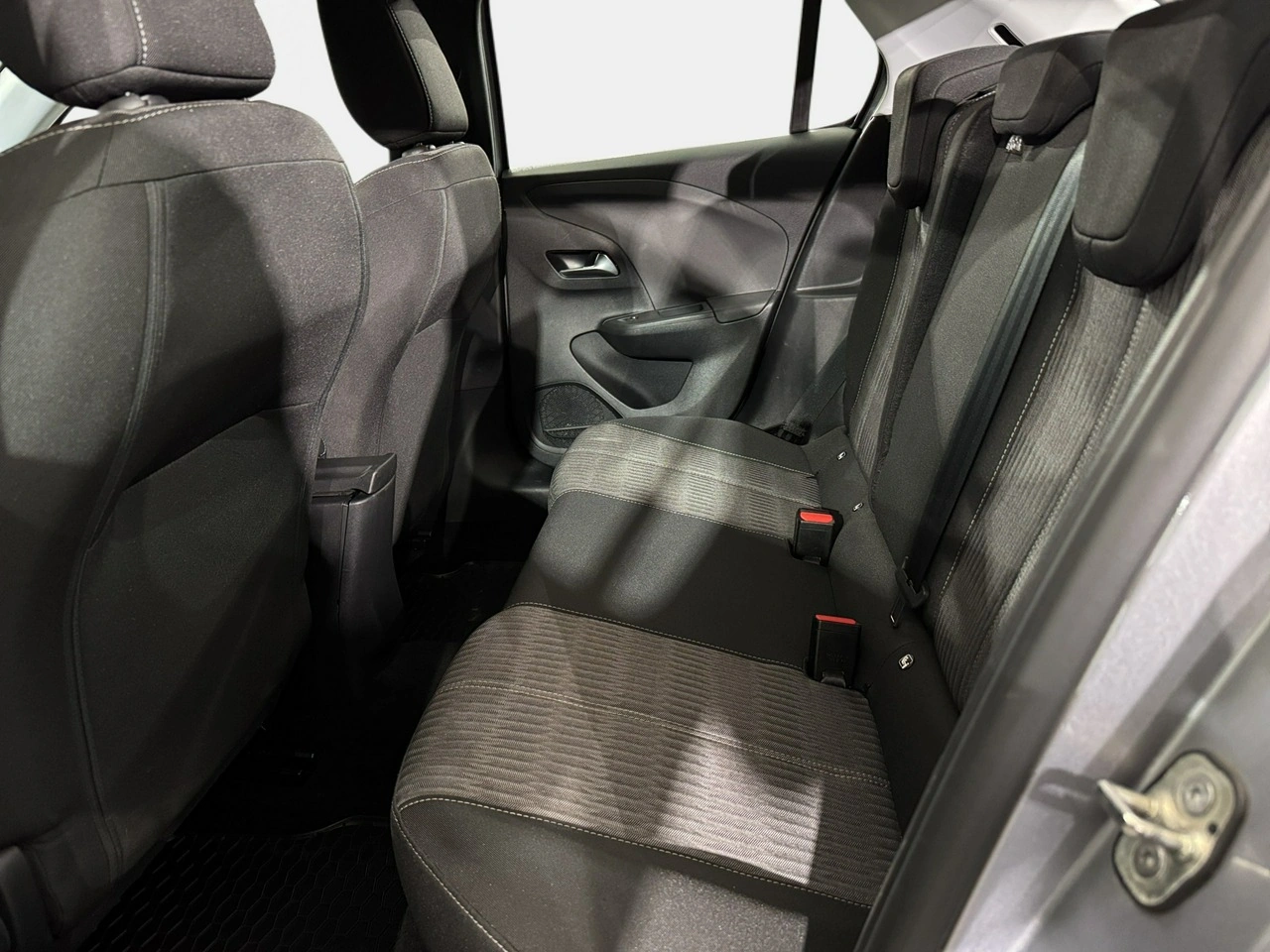 Opel Corsa - Zdjęcie 18