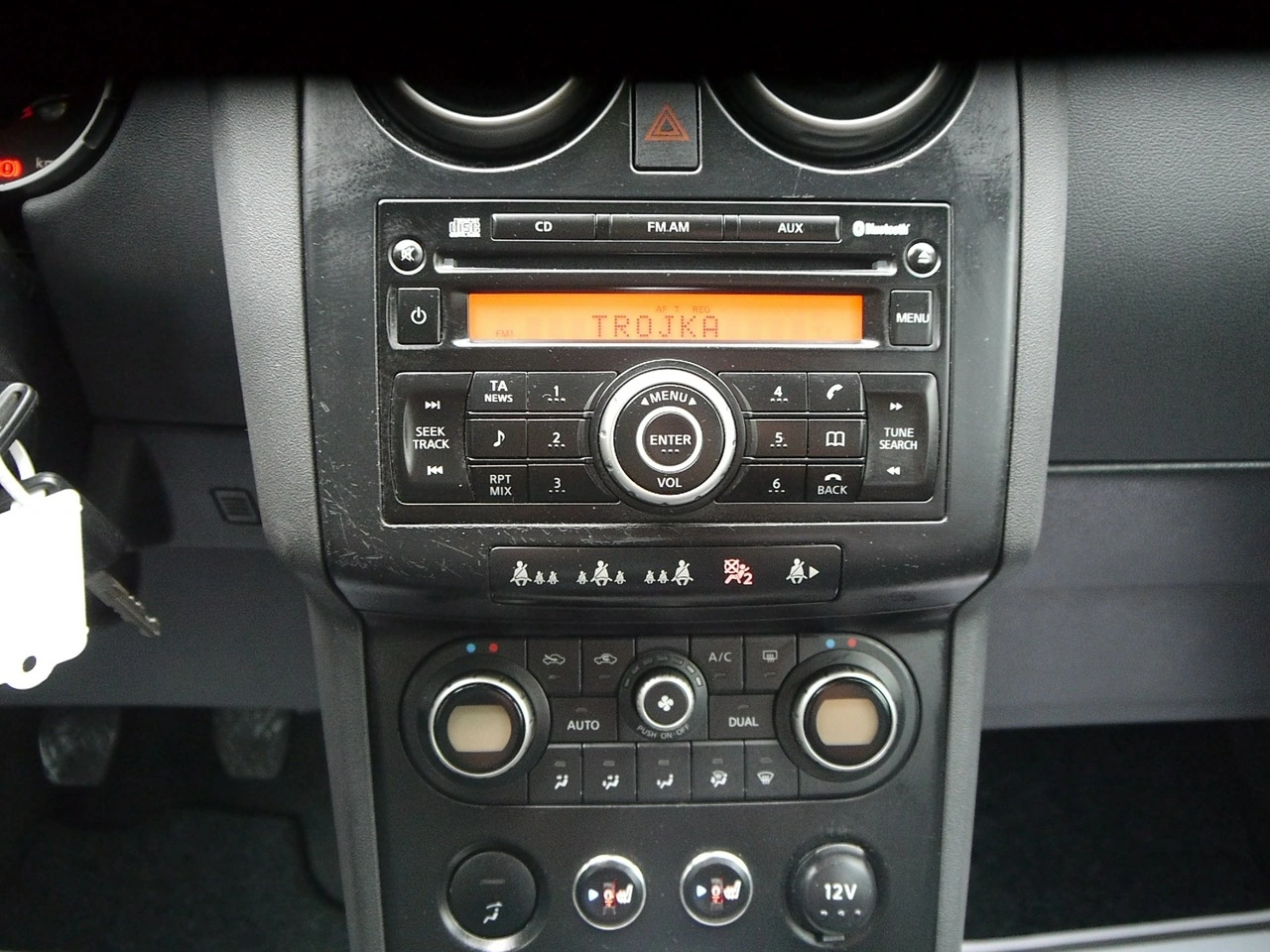 Nissan Qashqai - Zdjęcie 27