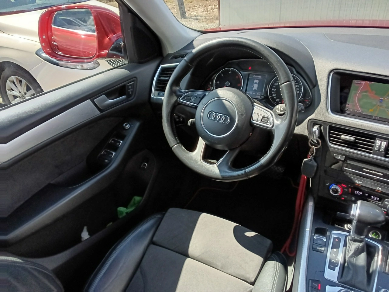 Audi Q5 - Zdjęcie 11