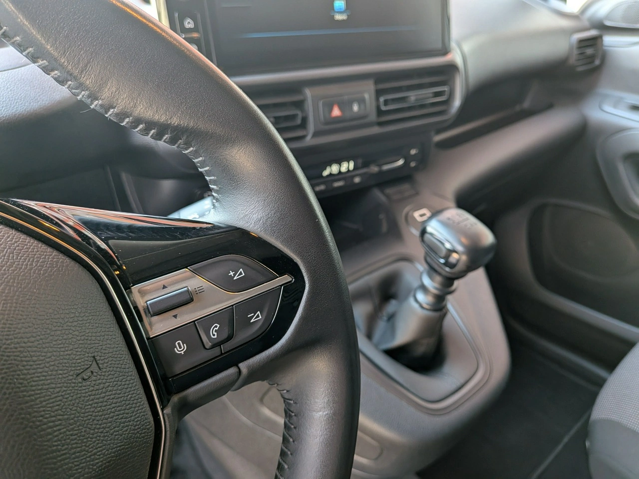 Peugeot Partner - Zdjęcie 14