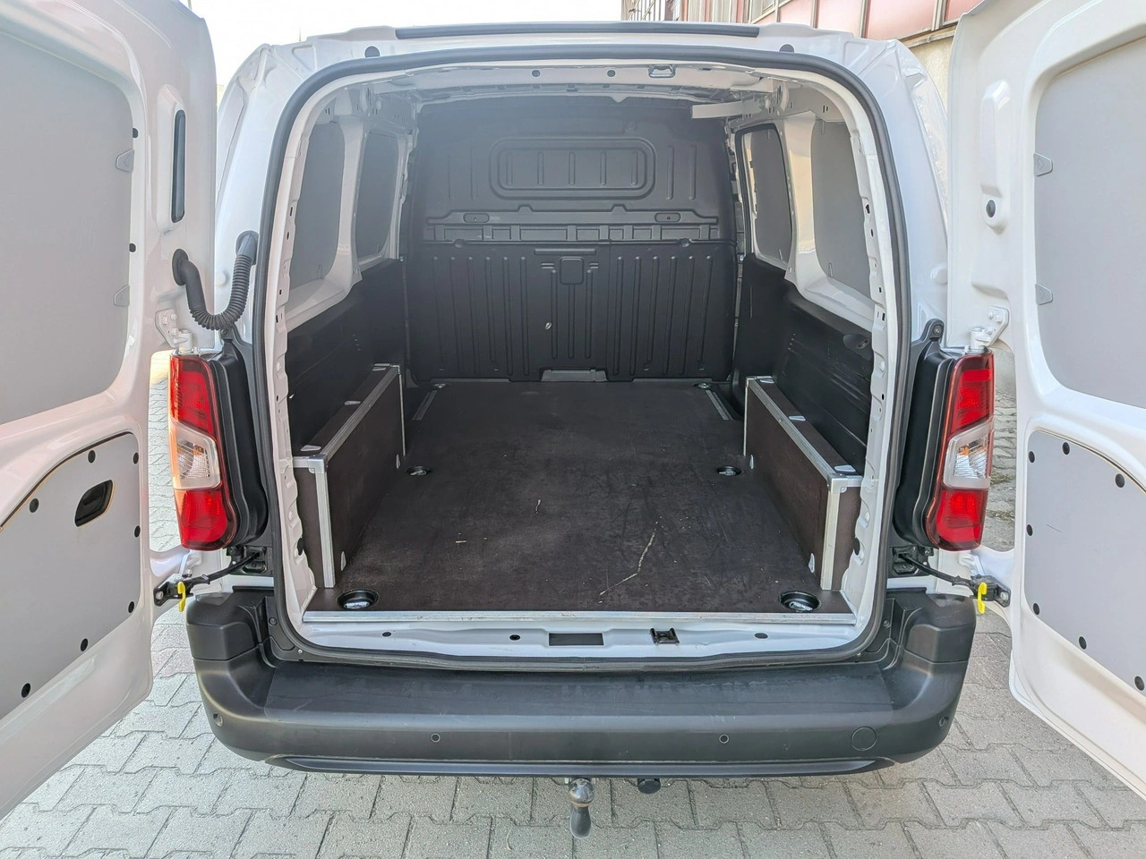Peugeot Partner - Zdjęcie 25