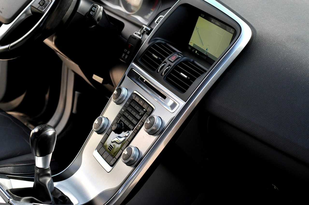 Volvo XC 60 - Zdjęcie 14