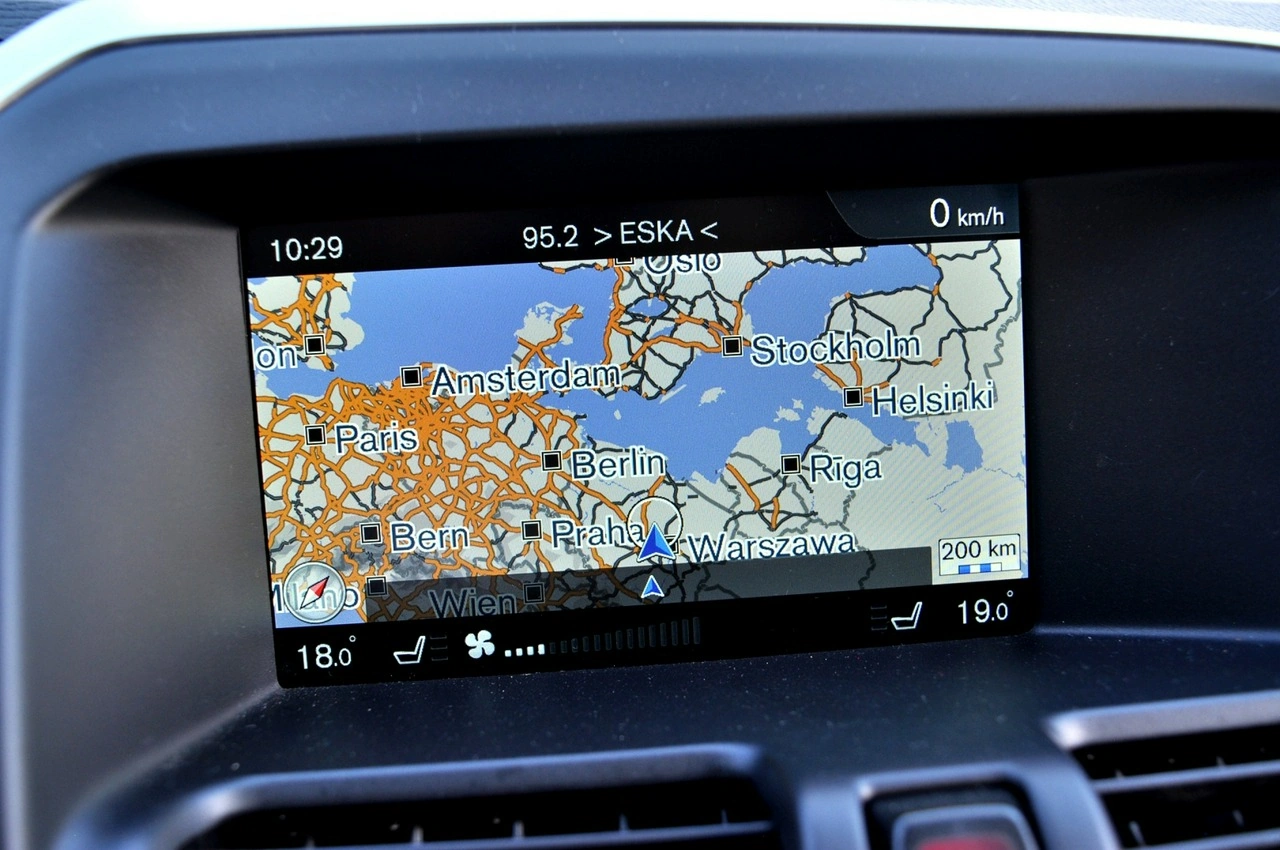 Volvo XC 60 - Zdjęcie 23