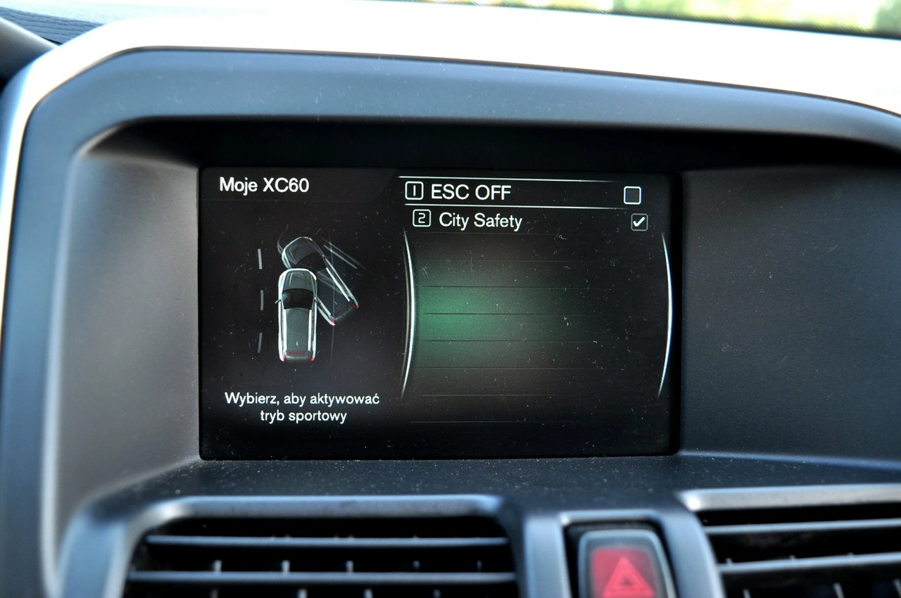 Volvo XC 60 - Zdjęcie 28