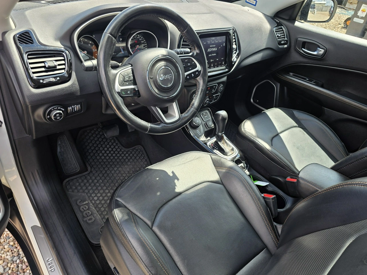 Jeep Compass - Zdjęcie 18