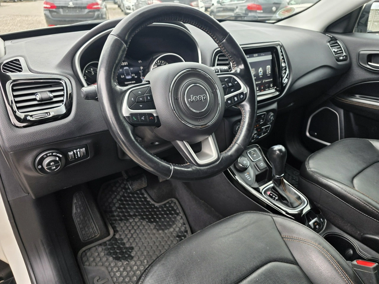 Jeep Compass - Zdjęcie 23