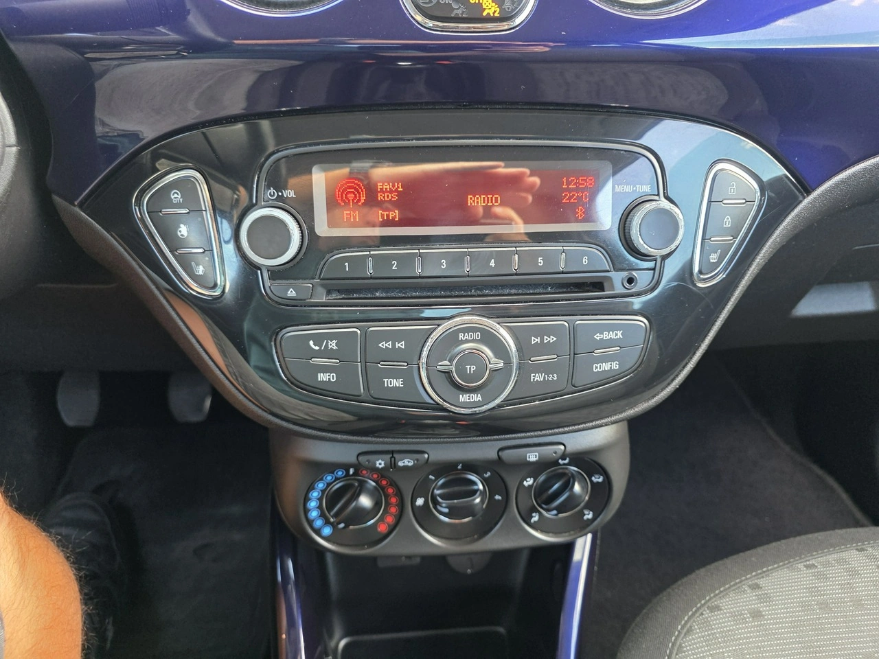 Opel Adam - Zdjęcie 30