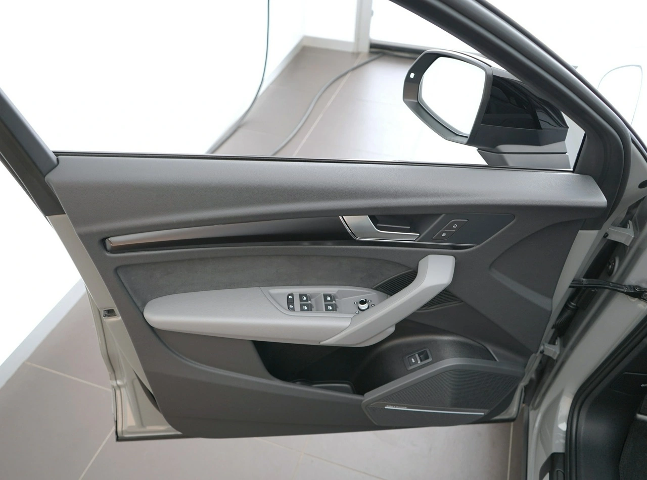 Audi Q5 - Zdjęcie 10