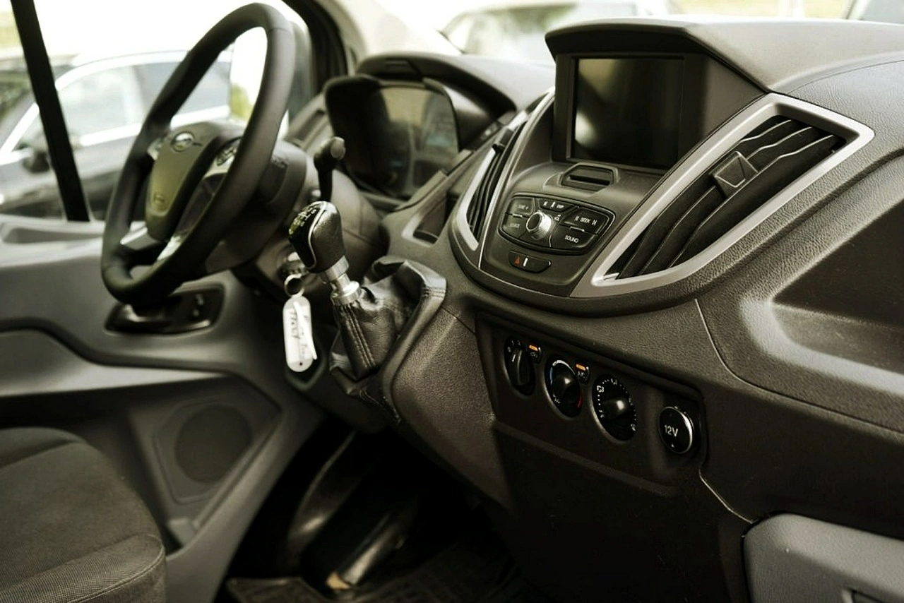 Ford Transit - Zdjęcie 15