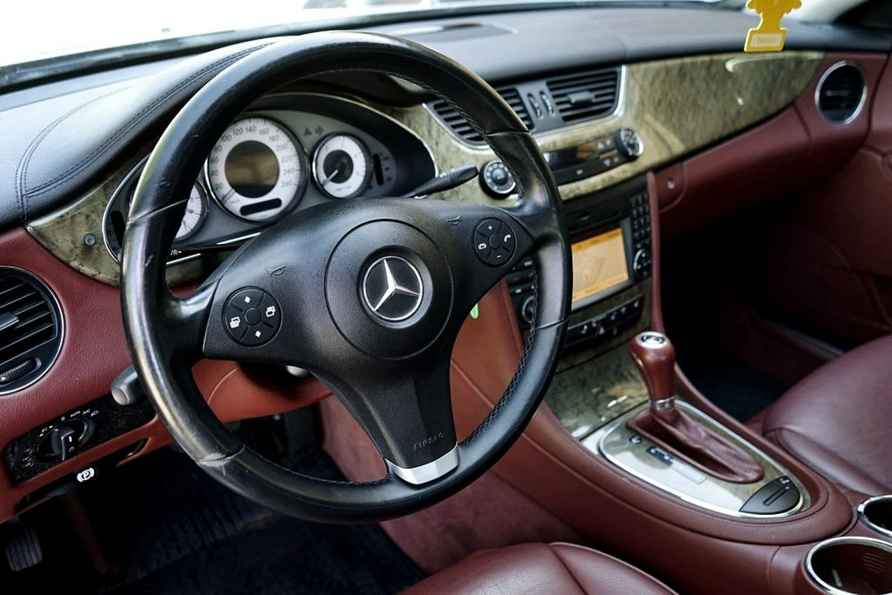 Mercedes CLS 350 - Zdjęcie 26