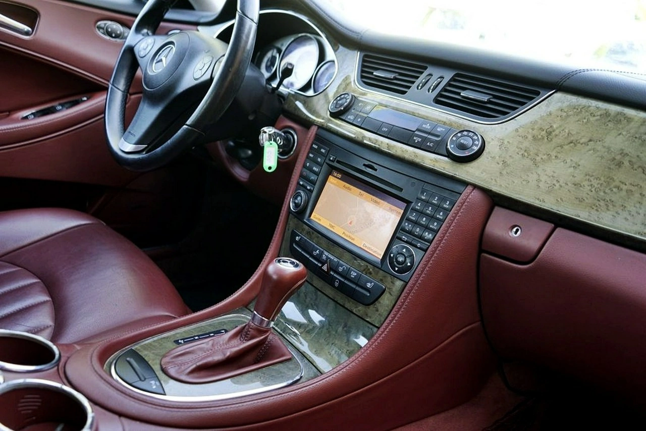 Mercedes CLS 350 - Zdjęcie 32